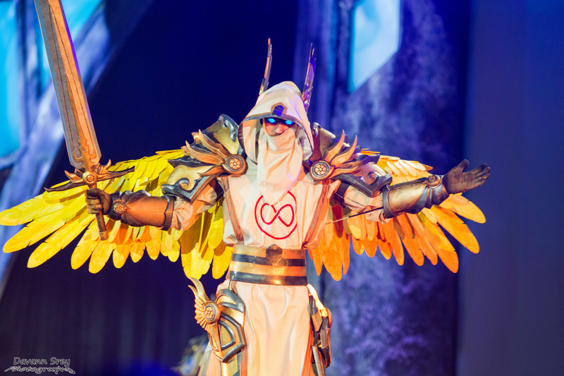 Illustration for article titled The Most Mind-Blowing and Astonishing Cosplay From BlizzCon 2015!